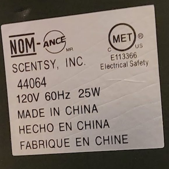 Scentsy Warmer Santa Boots Warmer (Down the Chimney) - Picture 8 of 9